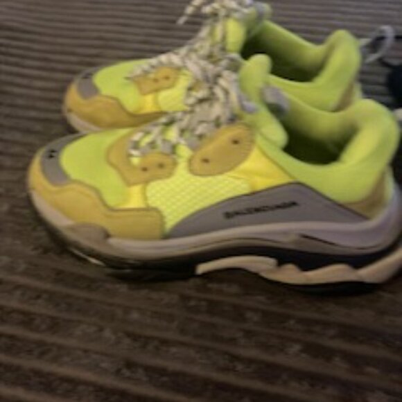 Price Drop ! Balenciaga Sneakers Men Size 11 US (44) - Picture 5 of 8